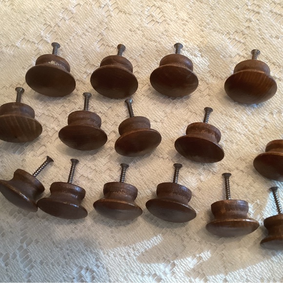 16 Vintage Dark Oak Drawer Pulls - Picture 2 of 2